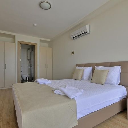 Delmar Suites & Residence Çeşme Pokoj fotografie